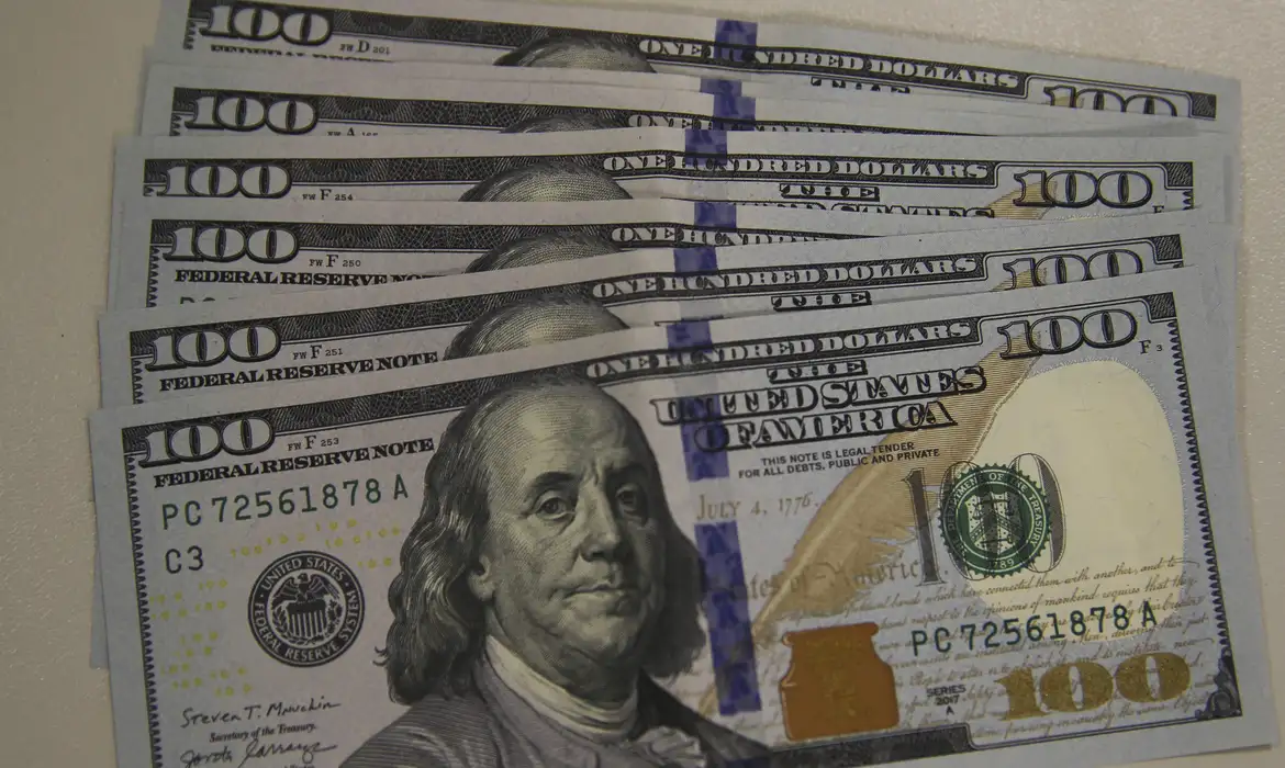 Cenário externo foi principal incluência sobre o mercado nesta quarta-feira (2).