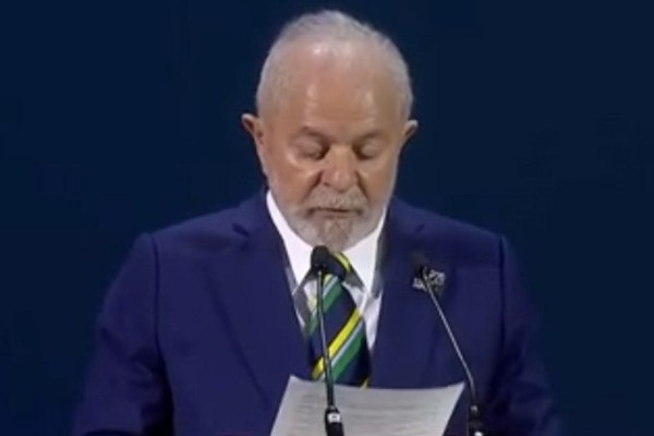 Em Dubai Lula cita o Sul do Brasil onde ciclones e tempestades deixaram um rastro de destruição e morte