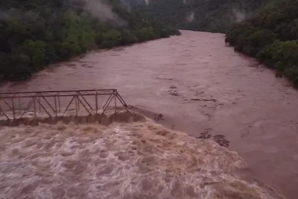 Reconstrução de pontes tem dispensa de licenciamento ambiental