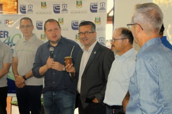  Covatti Filho ressaltou as ações e políticas públicas fomentadas para minimizar os resultados da estiagem