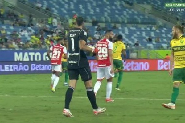No retorno ao Brasileirão, Inter vence o Cuiabá