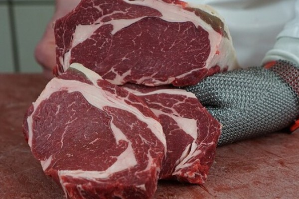 Consumo de carne bovina atinge o menor nível desde 2004 no Brasil