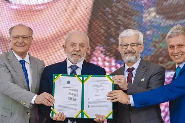 Acordos e investimentos impulsionam transformação da agroindústria brasileira