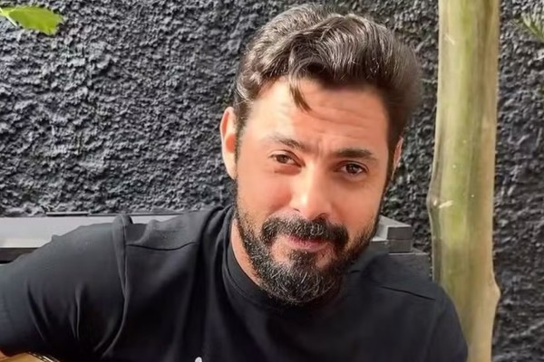 Cantor sertanejo João Carreiro morre aos 41 anos após cirurgia no coração