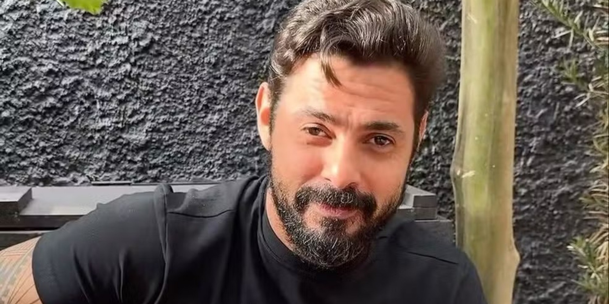 Cantor sertanejo João Carreiro morre aos 41 anos após cirurgia no coração