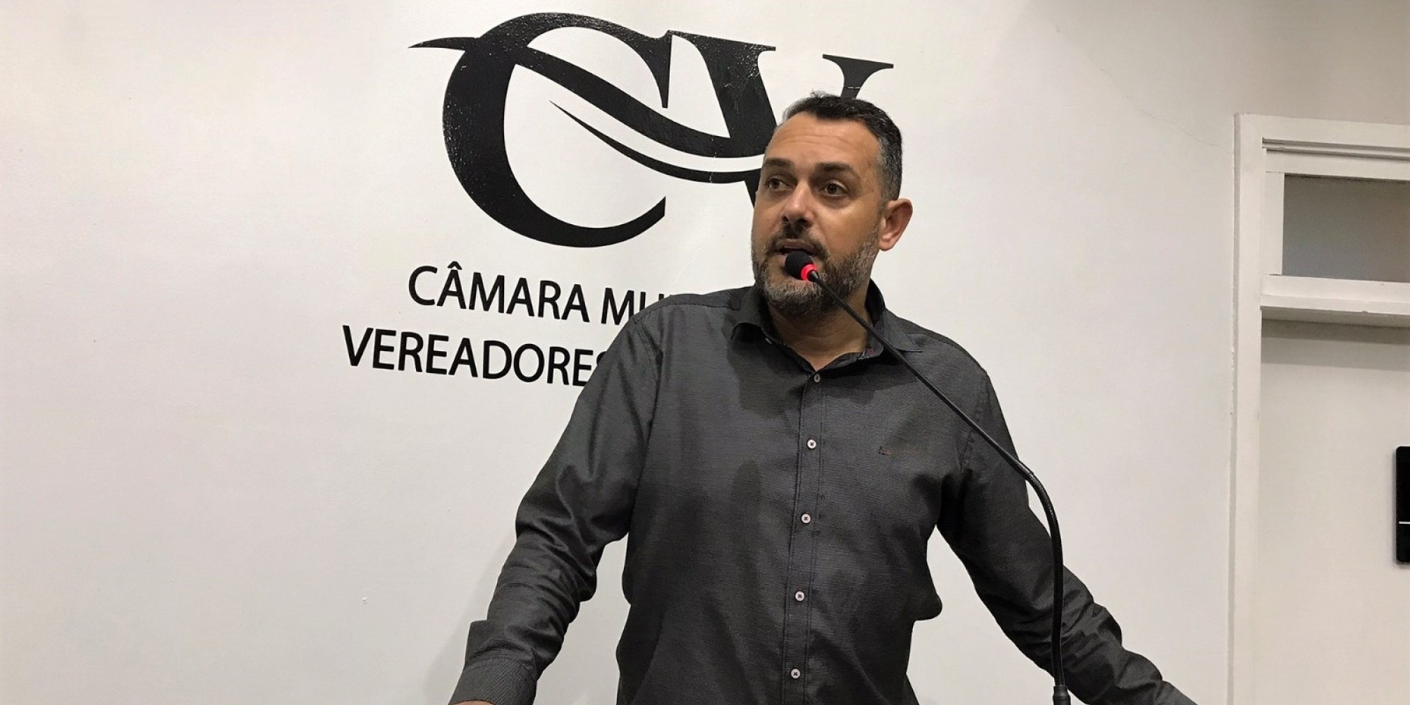 Duda do Táxi quer atenção especial com crianças com dificuldades de aprendizagem