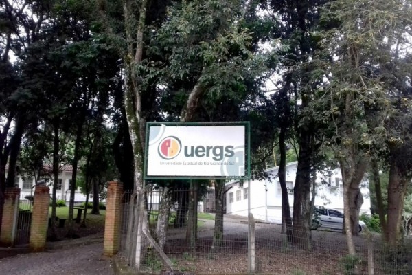 Dúvidas e mais informações podem ser obtidas no site da universidade 