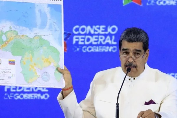Maduro divulga o “novo mapa” da Venezuela com a incorporação de parte da Guiana