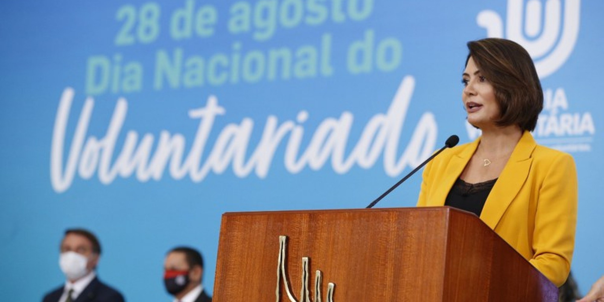 Instituições que possuem projetos voltados a crianças e adolescentes em situação de vulnerabilidade pode se candidatar para participar da campanha Apadrinhe um Futuro Instituições que possuem projetos voltados a crianças e adolescentes em situação de vulnerabilidade pode se candidatar para participar da campanha Apadrinhe um Futuro