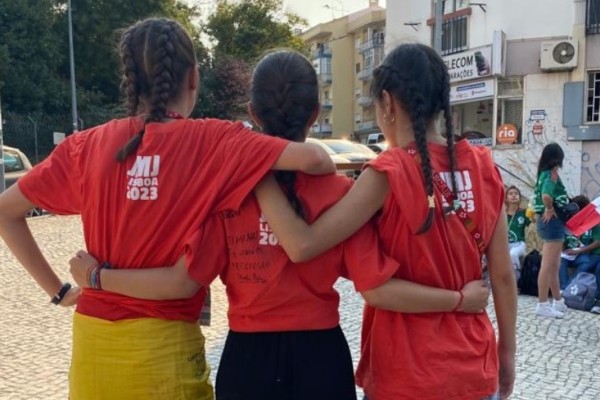 Adolescente espanhola garante que recuperou a visão em Fátima por “milagre”