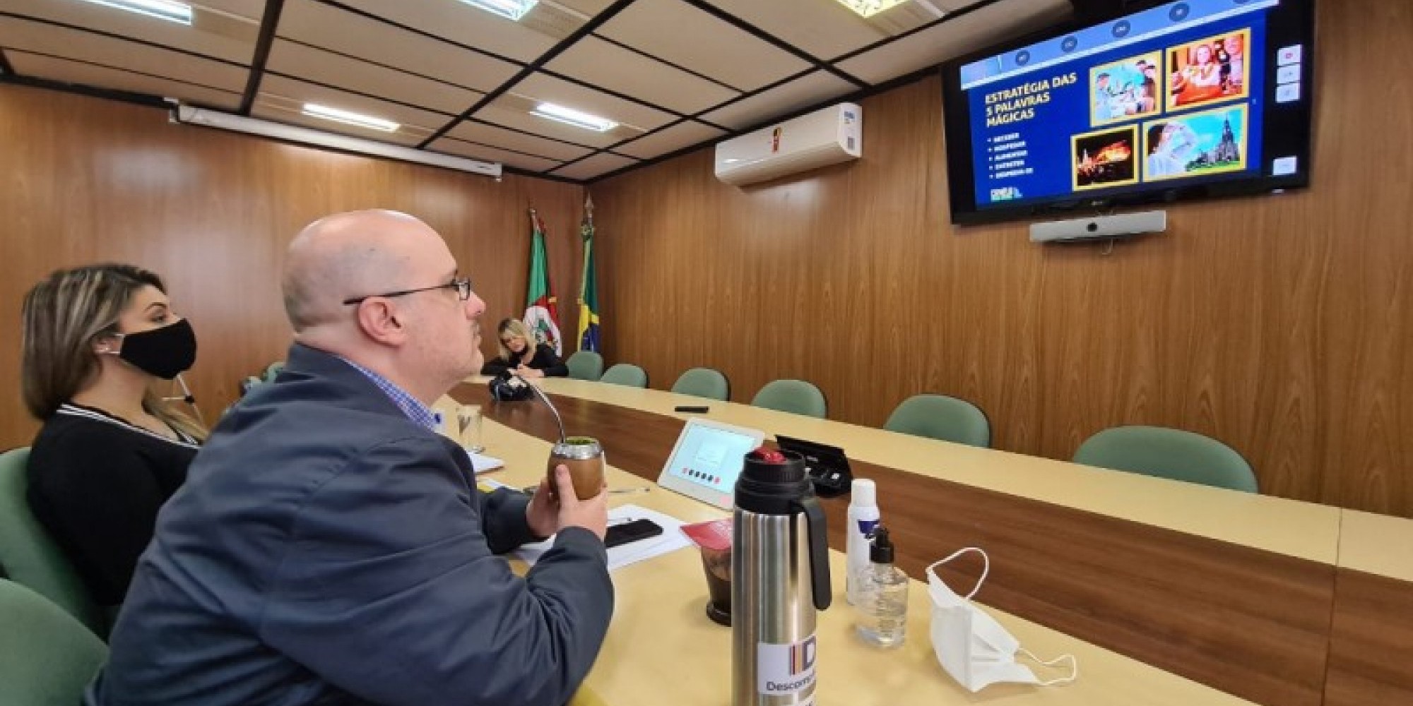 Encontro coordenado pelo secretário Rodrigo Lorenzoni foi realizado no formato de videoconferência Encontro coordenado pelo secretário Rodrigo Lorenzoni foi realizado no formato de videoconferência