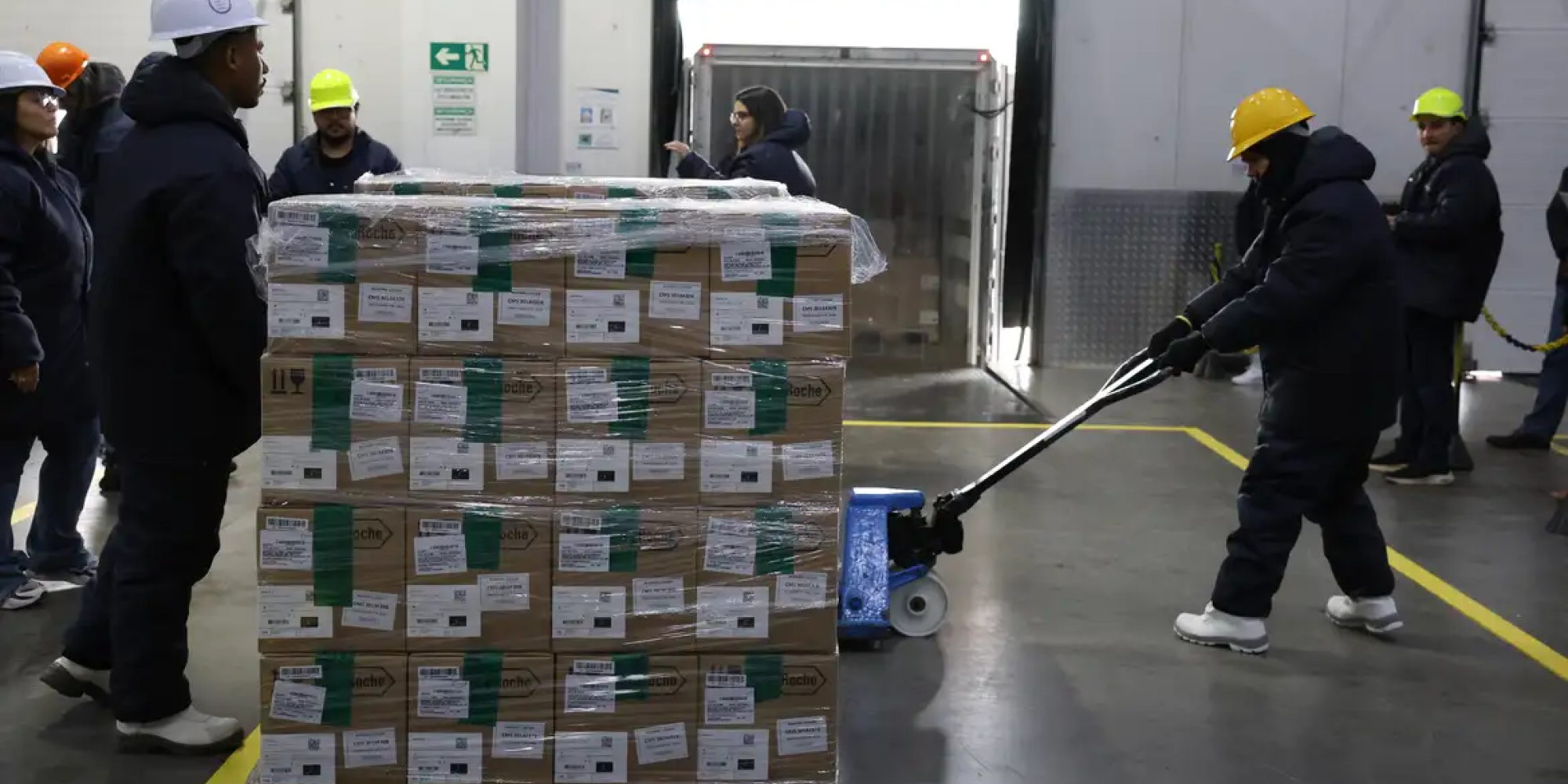 Nesta primeira remessa, chegaram 11.978 unidades do remédio Nesta primeira remessa, chegaram 11.978 unidades do remédio