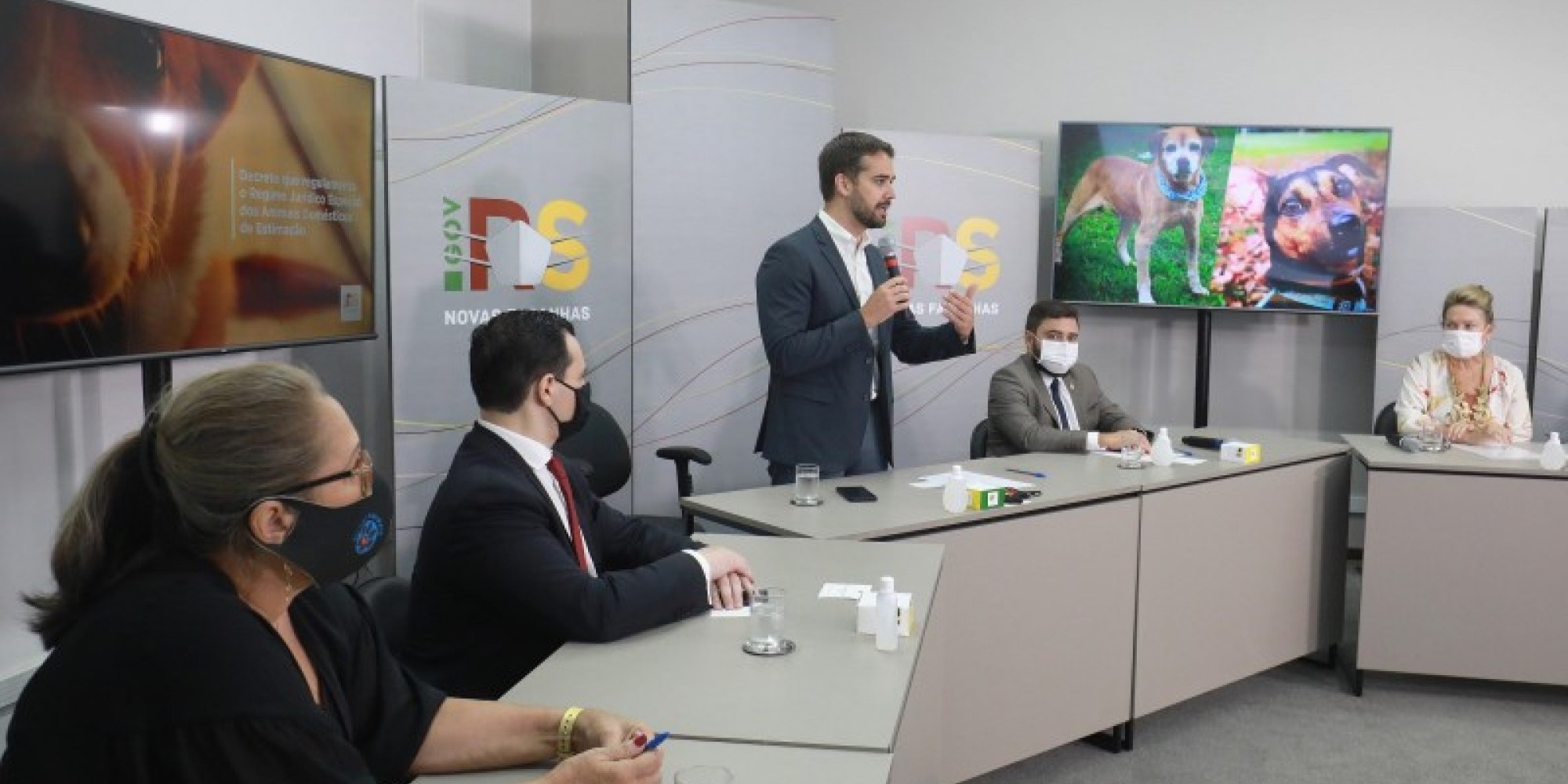 Governador destacou a importância de se cuidar de seres que não conseguem dar suas próprias respostas à violência que sofrem Governador destacou a importância de se cuidar de seres que não conseguem dar suas próprias respostas à violência que sofrem