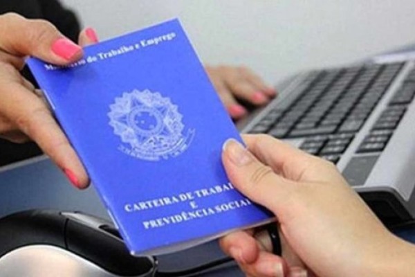 IBGE informa que desemprego cai a 8,9% e atinge 9,7 milhões de brasileiros