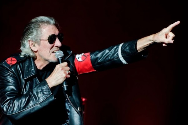 Ministro da Justiça descarta censura a shows de Roger Waters