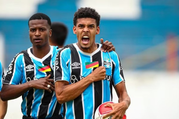Grêmio vence Marcílio Dias e avança à 3ª fase da Copinha