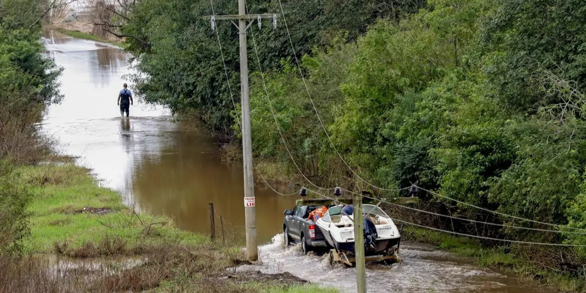 Chuva extrema causa destruição e deixa dez mortos no Vale do Aço