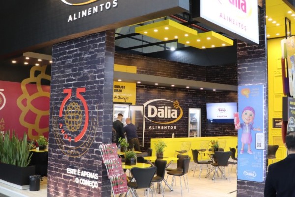 Dália lança nova linha de frangos na AGAS 2023 
