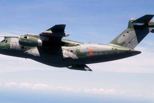 FAB está pronta para resgatar brasileiros no Oriente Médio