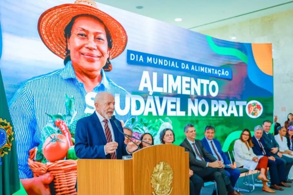 Lula lança programa de R$ 1 bilhão para produção e compra de arroz