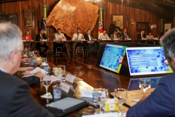 Leite propôs a criação de grupo de conversação on-line entre os representantes, a fim de manter a troca constante de informações