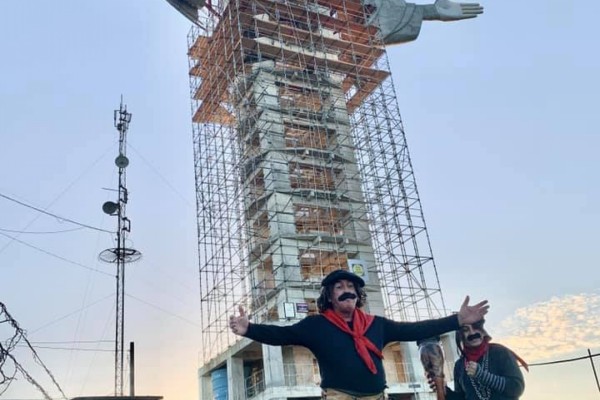Guri de Uruguaiana faz paródia da música “Eu Sou do Sul” sobre o Cristo Protetor 