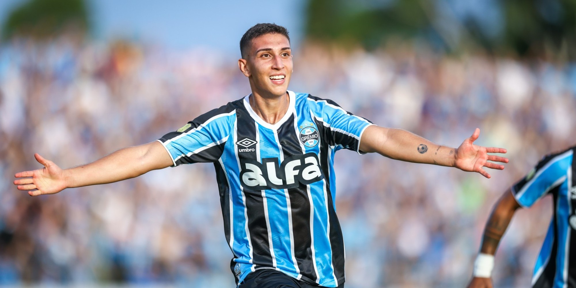 Grêmio vence Ypiranga e pega o Juventude na semifinal do Gauchão