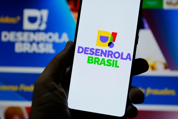 Governo alerta para golpes com negociação de dívidas do Desenrola Brasil