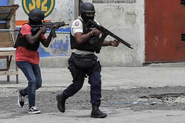 Violência no Haiti: Mais de 16 mil pessoas deixaram a capital em uma semana