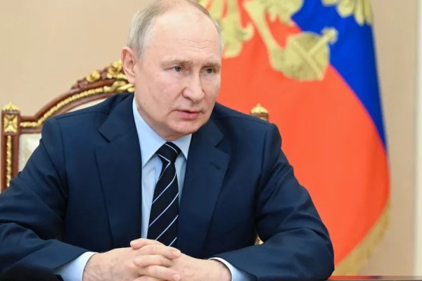 Putin diz que entrada da Ucrânia na OTAN vai agravar tensão internacional