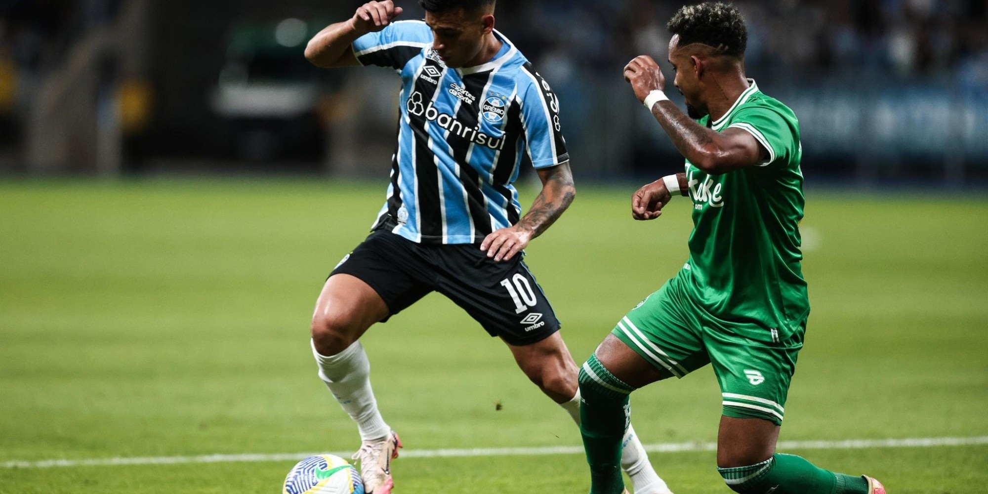 Grêmio empata com Juventude, mas segue na beira do Z4