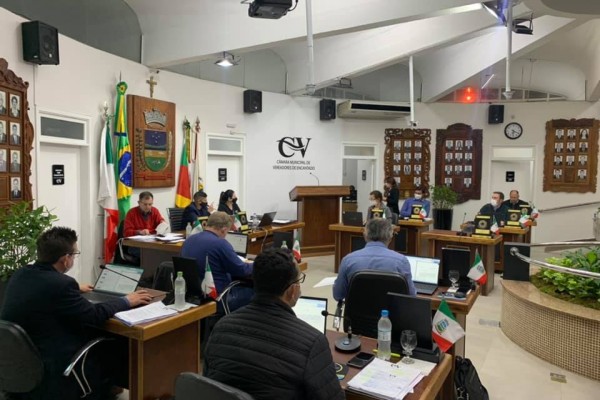 Sessão ocorreu na segunda-feira (26) 