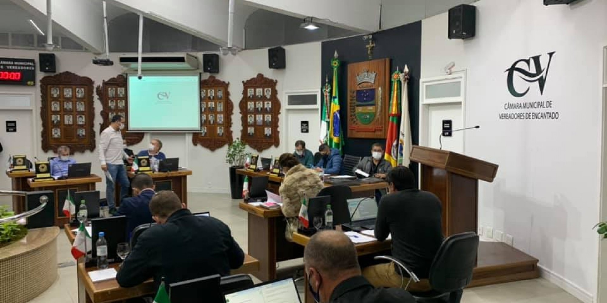 Sessão ocorre hoje a partir das 18h Sessão ocorre hoje a partir das 18h