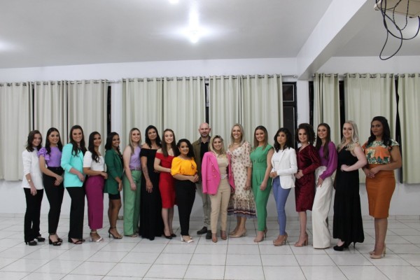 Concurso tem 15 candidatas 