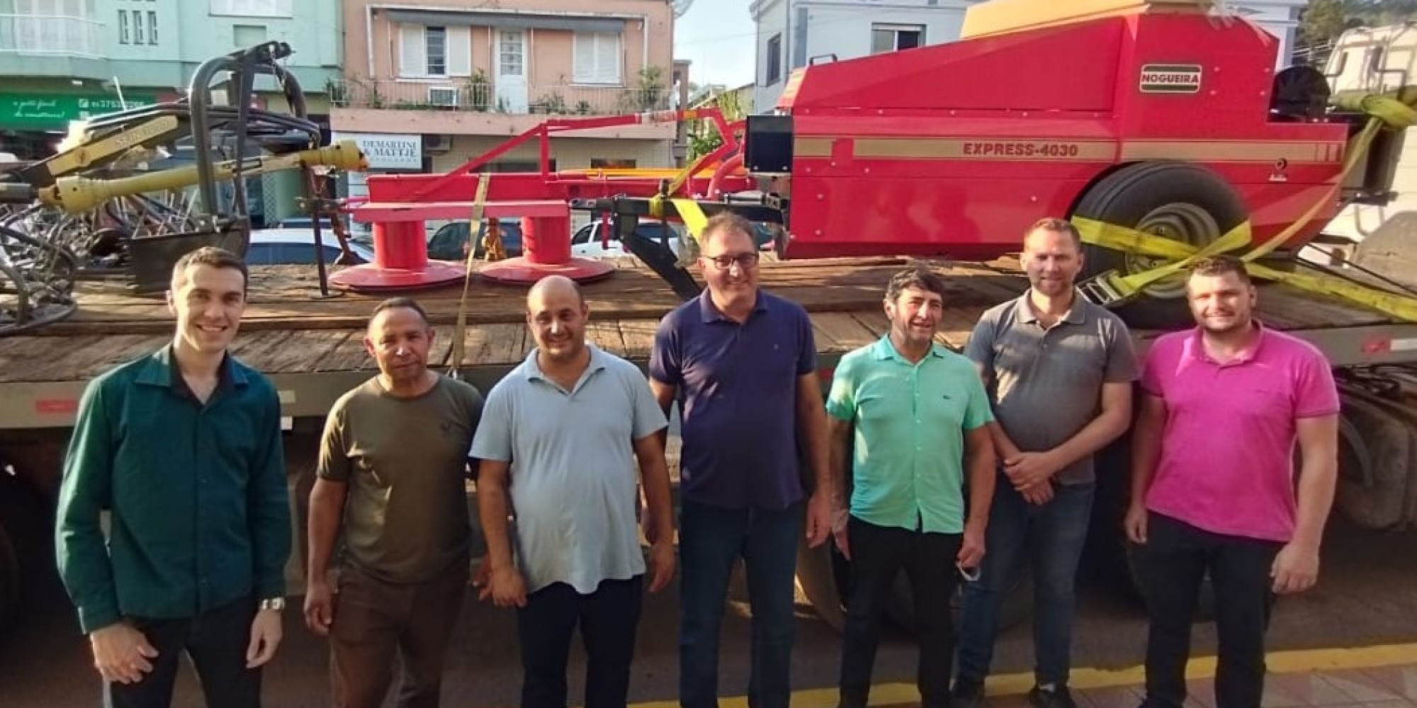 Kit feno é recebido pelo município de Roca Sales