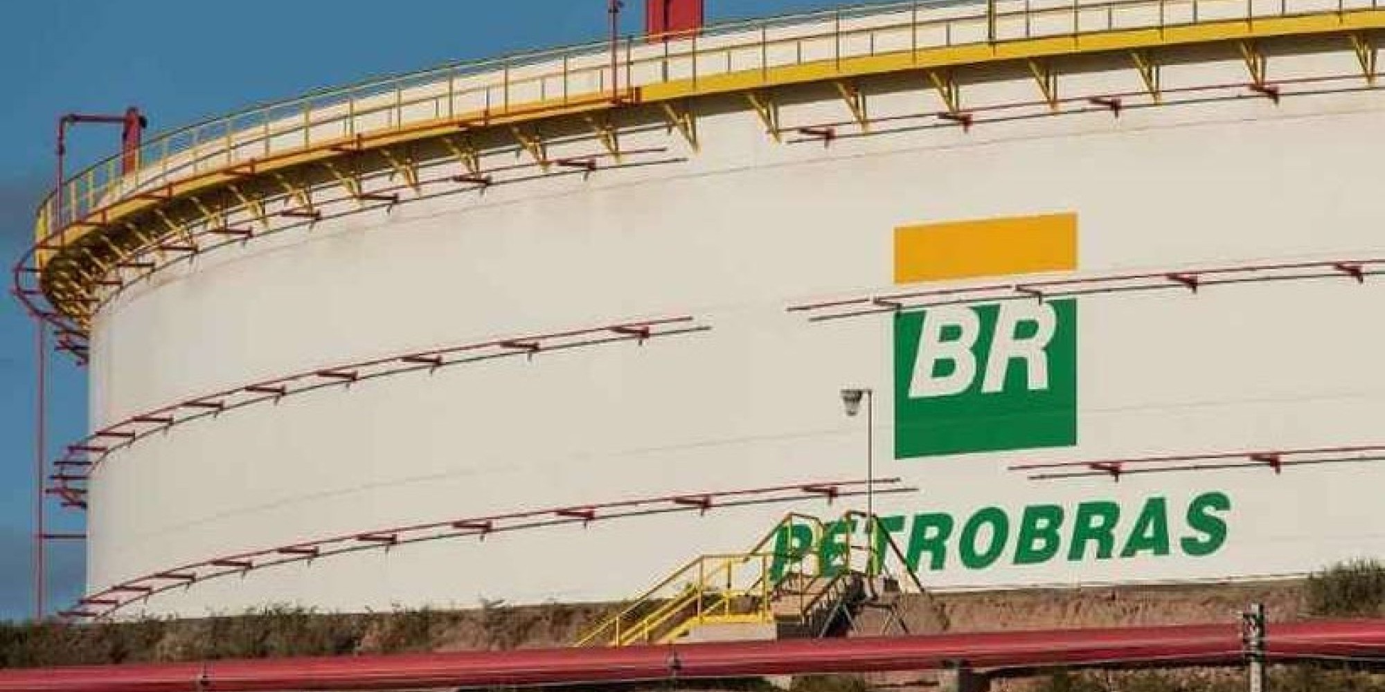 Petrobras aumenta preço de venda médio da gasolina