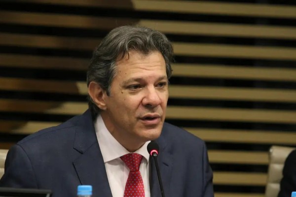 Governo deve anunciar hoje medidas para compensar a desoneração