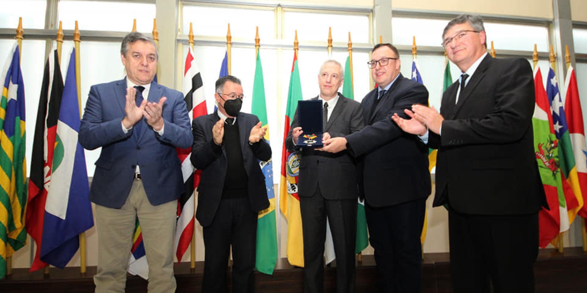 Adroaldo Conzatti recebe homenagem póstuma. Político falecido em 2021 foi agraciado com honraria concedida pela Assembleia Legislativa do RS