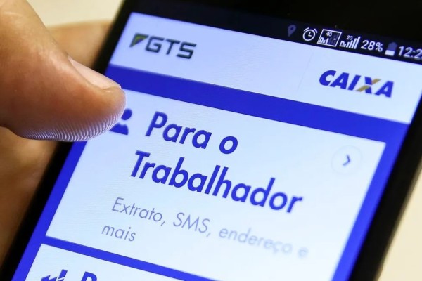 Governo federal pretende distribuir R$ 15 bilhões do FGTS aos trabalhadores