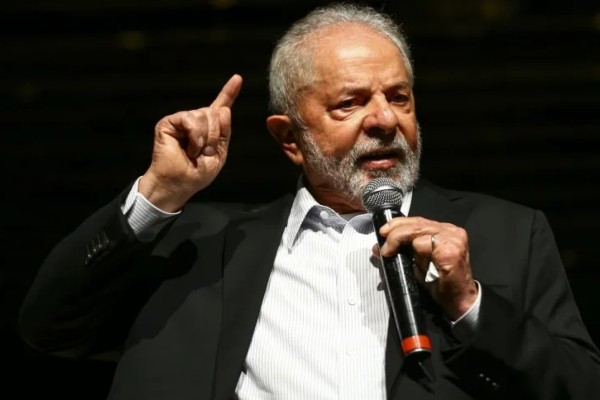 Ministros de Lula devem ser anunciados no começo de dezembro