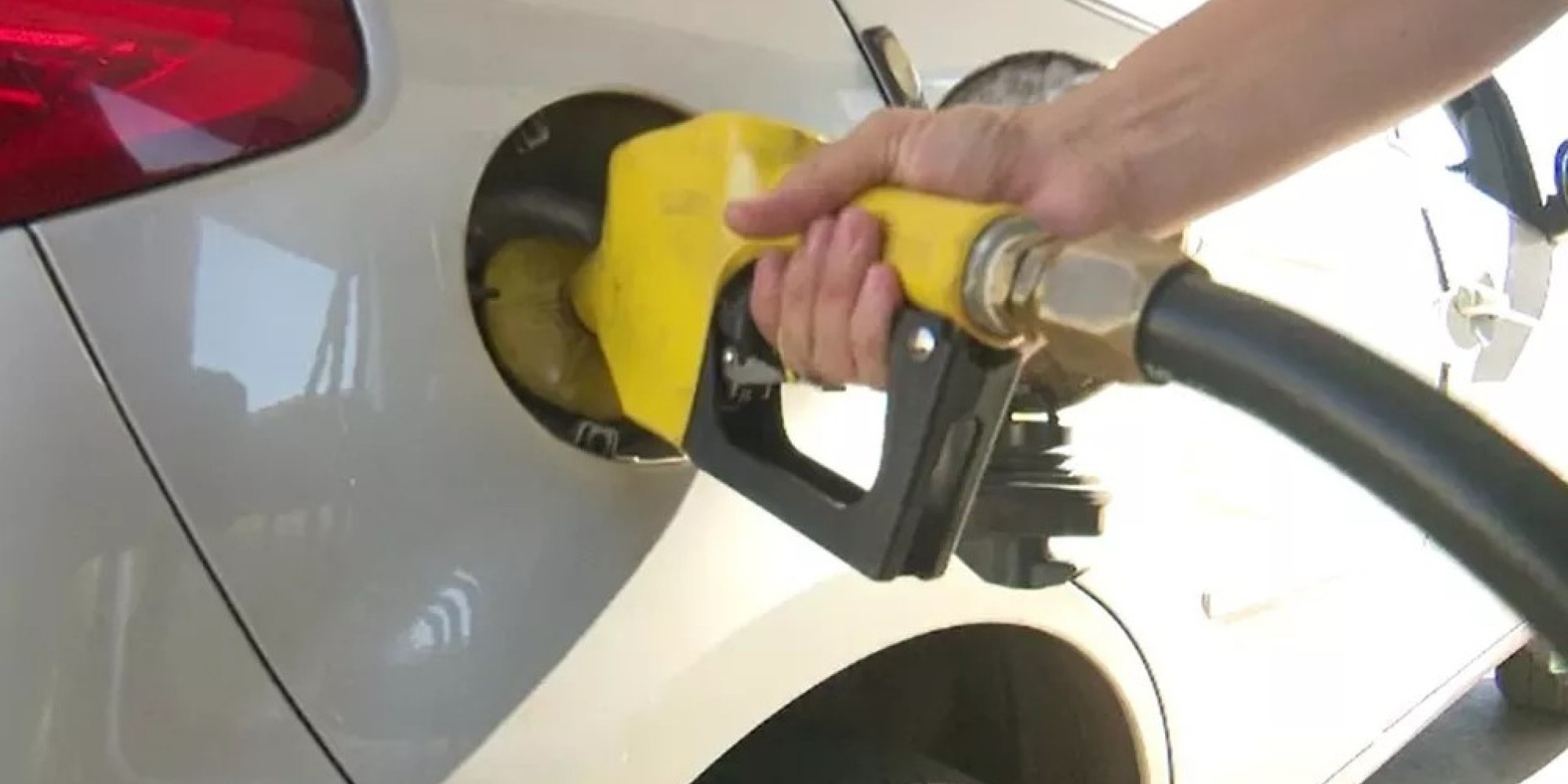Gasolina fica mais barata a partir desta sexta-feira