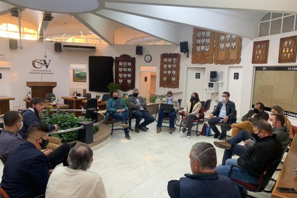 Reunião ocorreu na sexta-feira (16)