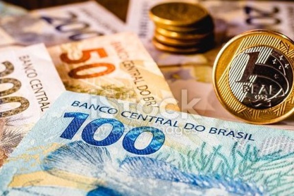 Encaminhada a proposta de reajuste do salário mínimo regional