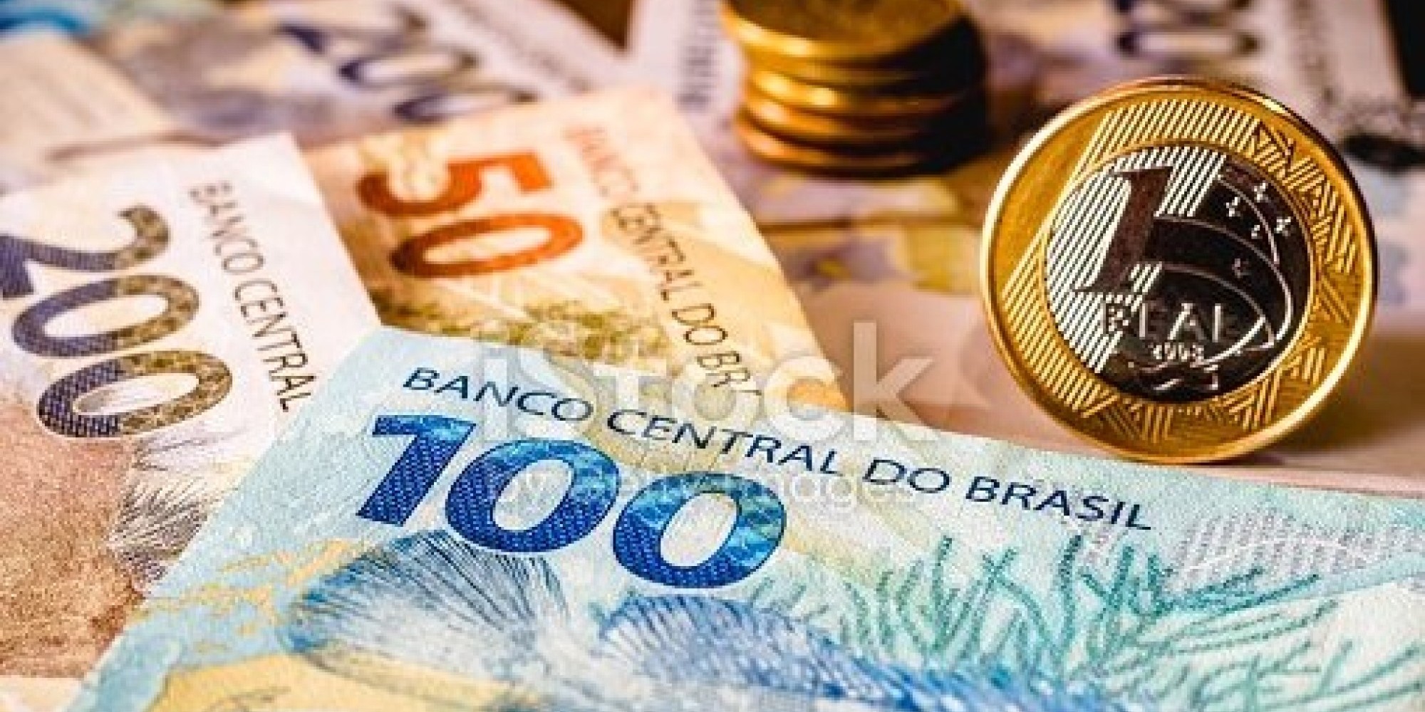 Encaminhada a proposta de reajuste do salário mínimo regional