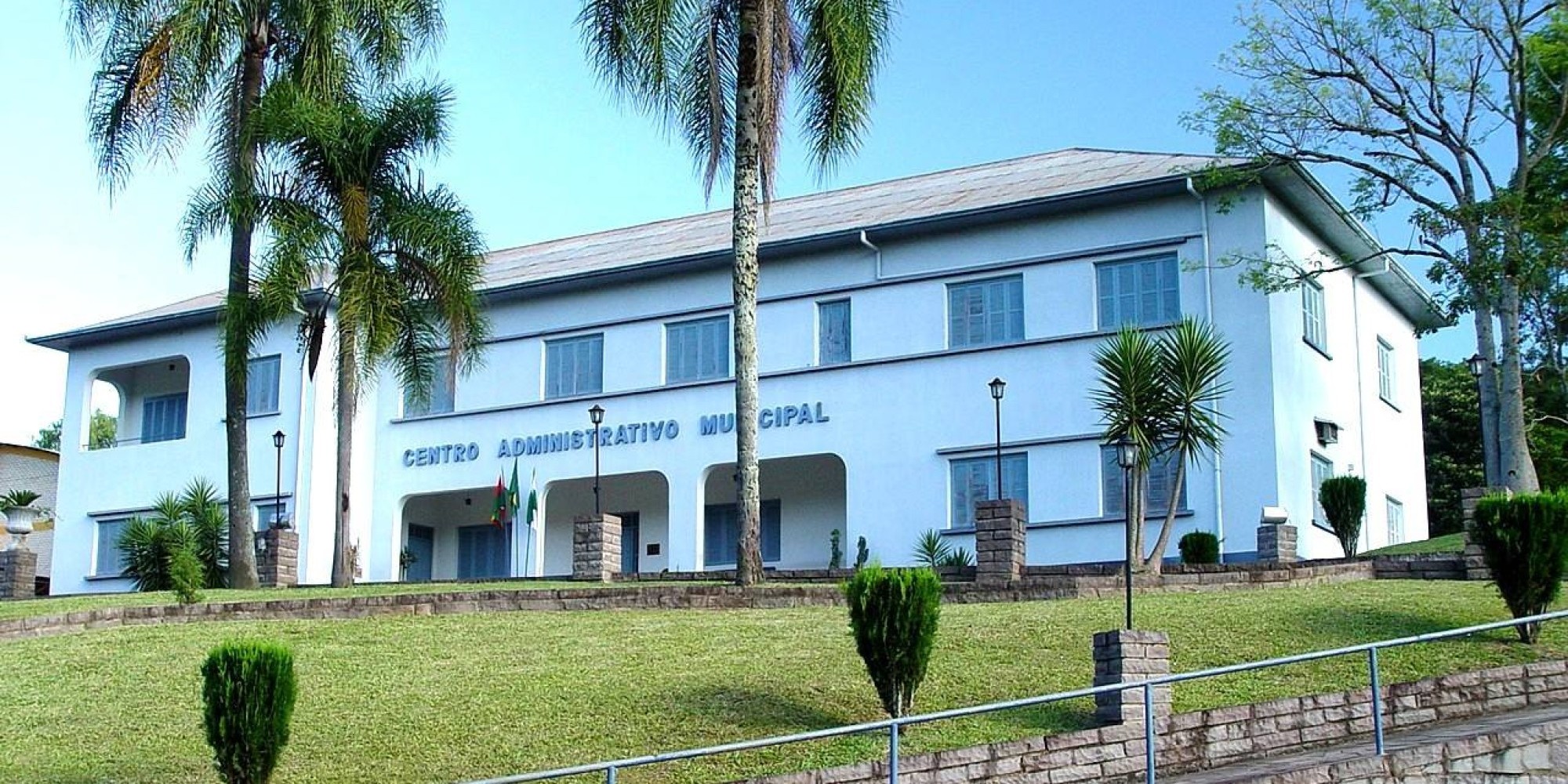 Profissionais atuam na unidade todas quartas-feiras a tarde e todas quintas e sextas-feiras durante o dia todo. Profissionais atuam na unidade todas quartas-feiras a tarde e todas quintas e sextas-feiras durante o dia todo.