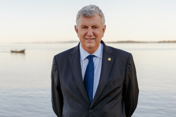 Candidato ao Governo do RS Luis Carlos Heinze será palestrante em reunião-almoço da Acil