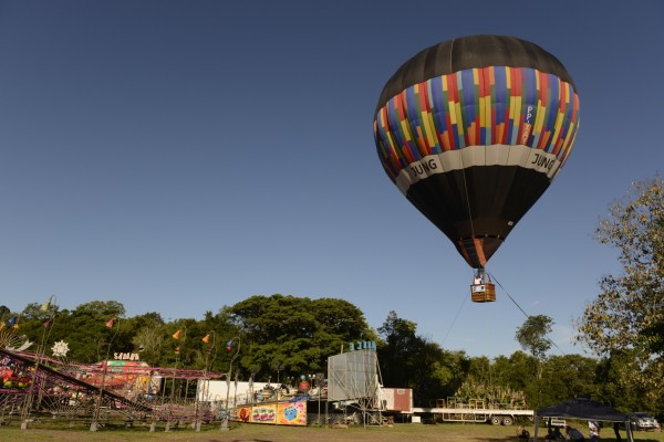 Passeios de balão também serão atração na Expovale + Construmóbil