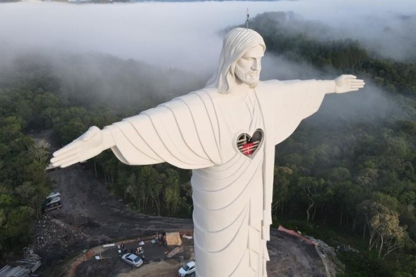 Aumento no valor do ingresso no acesso ao Cristo Protetor gera críticas nas redes sociais