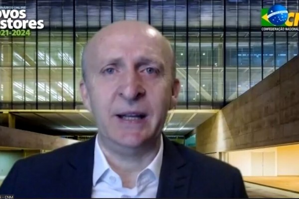 Videoconferência proposta pela CNM integra gestores dos estados do sul