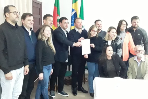 Assinada a ordem de serviço para obras de acessibilidade na Domênico Vicentini
